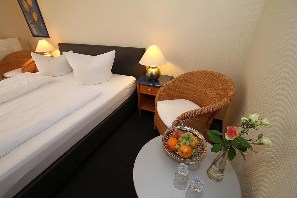 Hotel Lindemann Bad Nauheim Extérieur photo